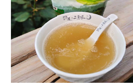 春日出游，保溫杯里面放什么最好，二月風(fēng)有機野生葛根粉陪你潤養(yǎng)全程